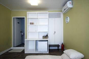 Crib 49 Pensión Seúl Exterior foto